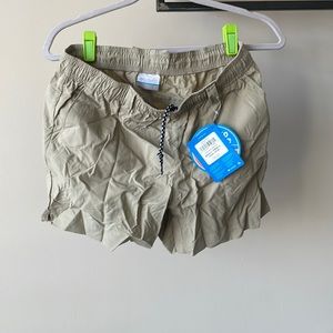 Columbia PFG shorts